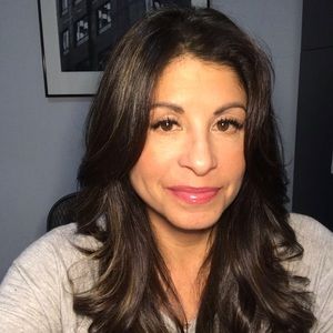 Meet your Posher, Sandy